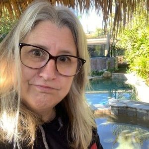 Meet your Posher, Tanya